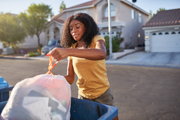 Best Construction Debris Removal  in Bell Gardens, CA